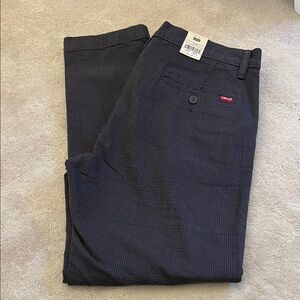 NWT LEVI Men's Dark Plaid Pants